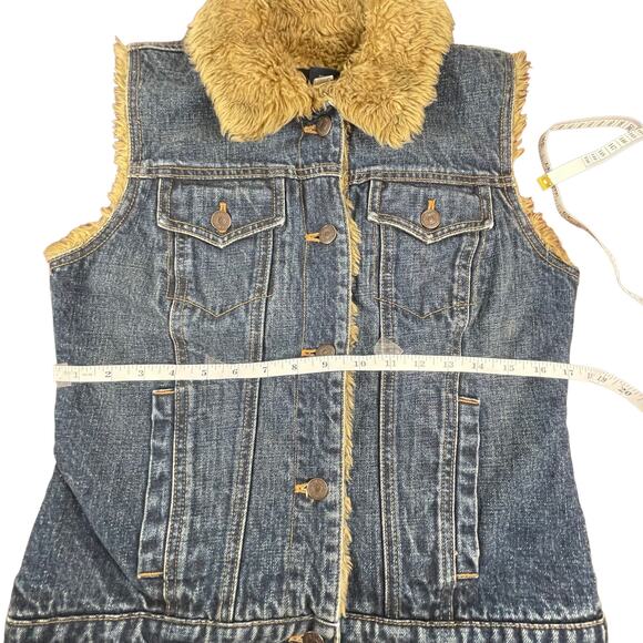 ASO Rachel Green Friends Y2K GAP Sherpa Lined Denim Vest SIZE Small Womens - Picture 5 of 10